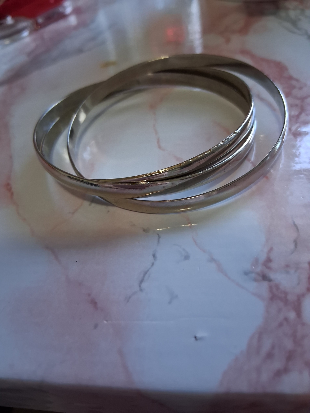 Source Unknown Silver Tone Interlocking Bangle Bracelet